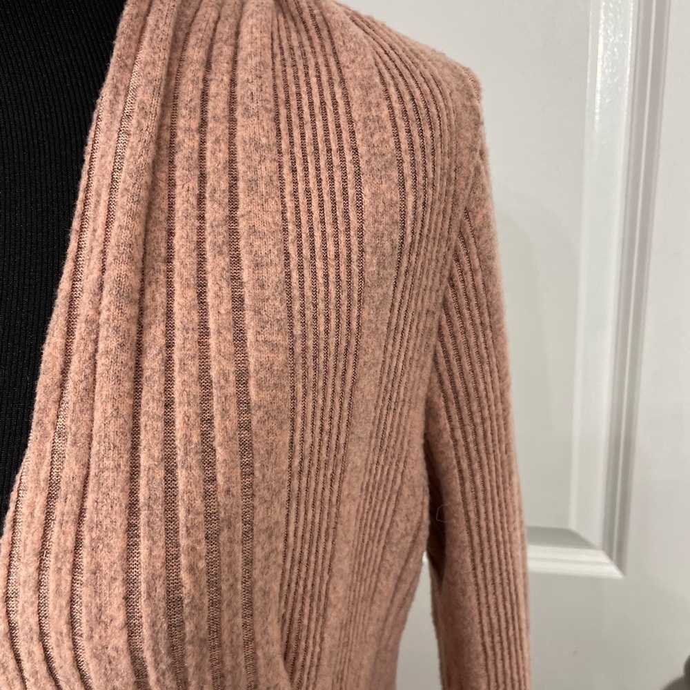 Emory Rose Women's Pink Ribbed Sweater Size Medium CB-111 - Picture 3 of 6